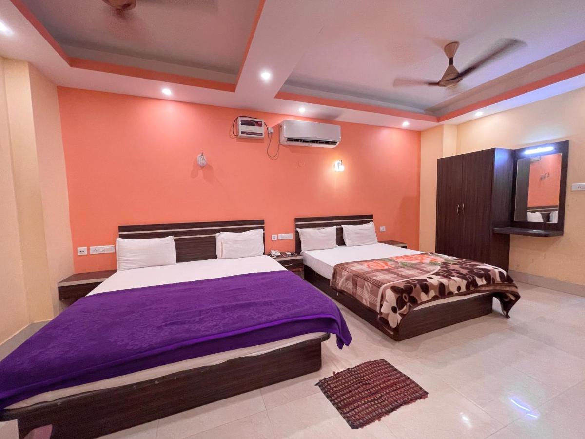 Hotel Deo Puri Exterior foto